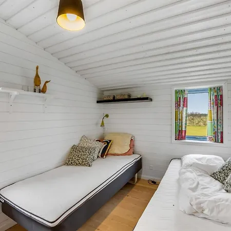 Ajvi - 250m From The Sea By Interhome *