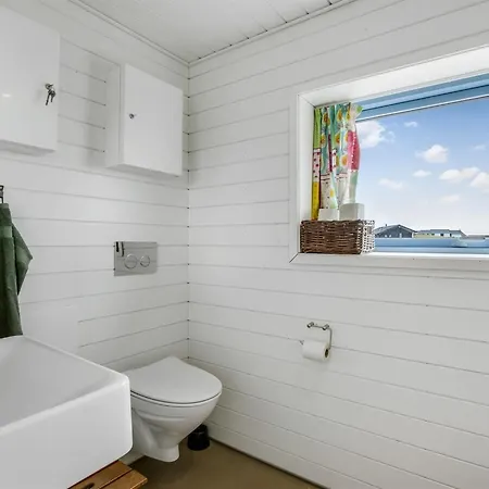 Ajvi - 250m From The Sea By Interhome *