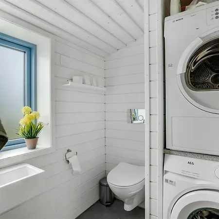 Ajvi - 250m From The Sea By Interhome Feriehus
